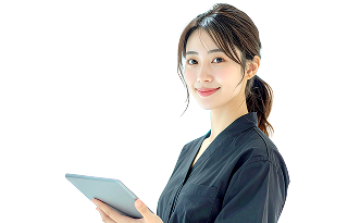 タブレットを持つ女性スタッフ